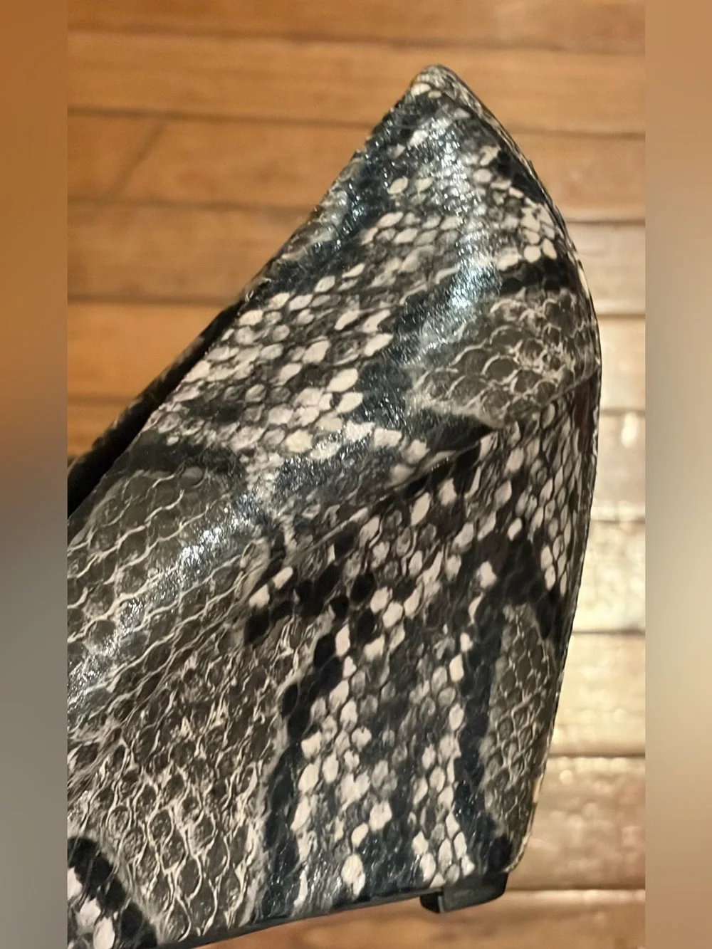 Express Women's Snakeskin Pumps/Heels 3 Heel Height - Size: 10
